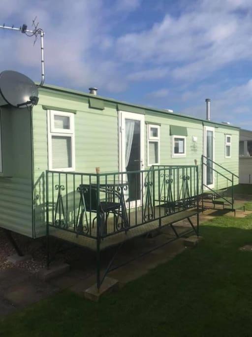 6 Berth Caravan On Sealands Site. Double Glazing Villa Инголдмелс Екстериор снимка